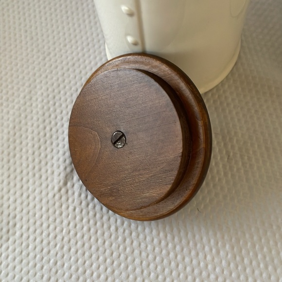 Coffee and Tea Canisters - Picture 12 of 14